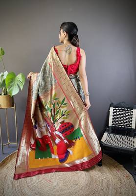 Grey soft silk blend checked zari weaving banarasi saree 4
