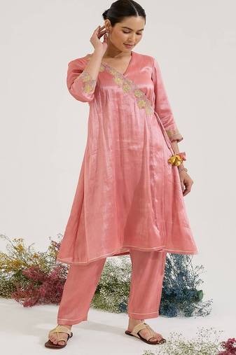 Red embroidered tissue kurta set