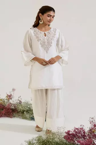 White embroidered chanderi kurta set