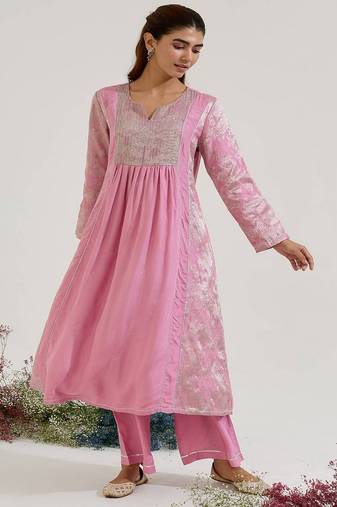 Lilac embroidered jacquard kurta set