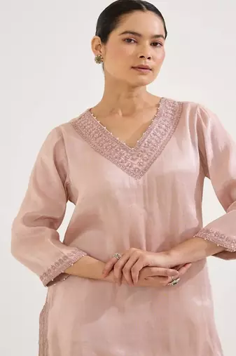 Pink embroidered tissue kurta set