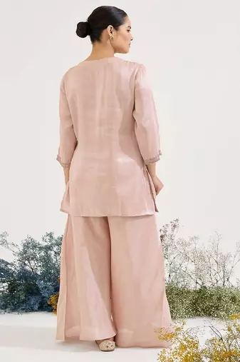 Pink embroidered tissue kurta set