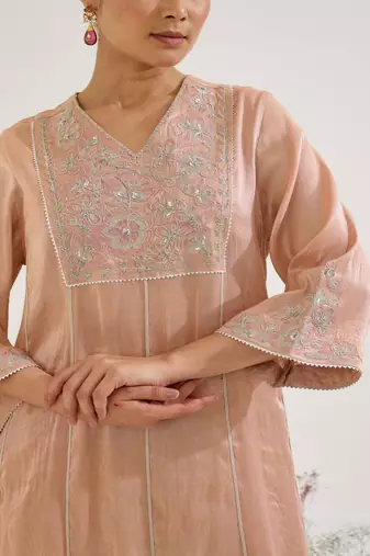 Pink embroidered tissue kurta set
