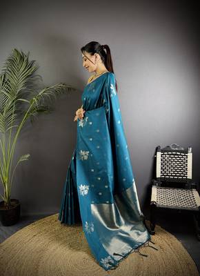 Firozi lichi blend silk flower zari weaving banarasi saree 2