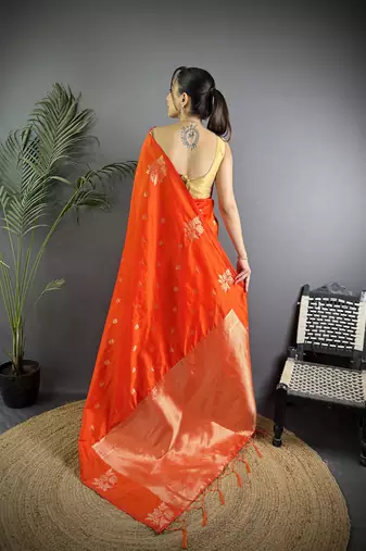 Red lichi blend silk flower zari weaving banarasi saree