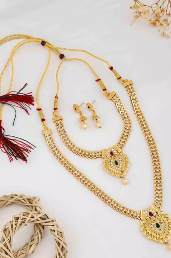 Traditional gold plated  necklace set with earrings for women – temple jewellery with kundan & pearl detailing