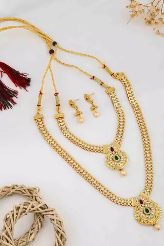 Traditional gold plated  necklace set with earrings for women – temple jewellery with kundan & pearl detailing