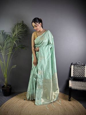Sea green lichi blend silk flower zari weaving banarasi saree 1