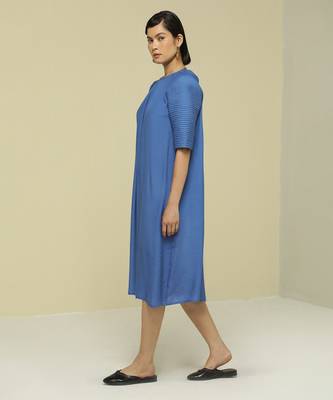 Blue plain linen maxi dress 4