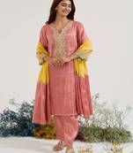 Red embroidered tissue kurta set with dupatta