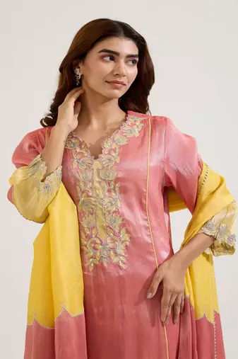 Red embroidered tissue kurta set with dupatta