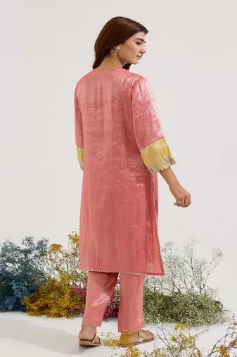 Red embroidered tissue kurta set with dupatta