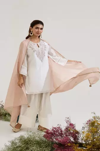 White embroidered chanderi kurta set with dupatta