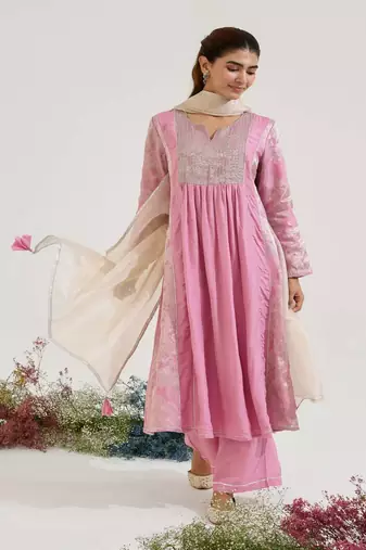 Lilac embroidered jacquard kurta set with dupatta
