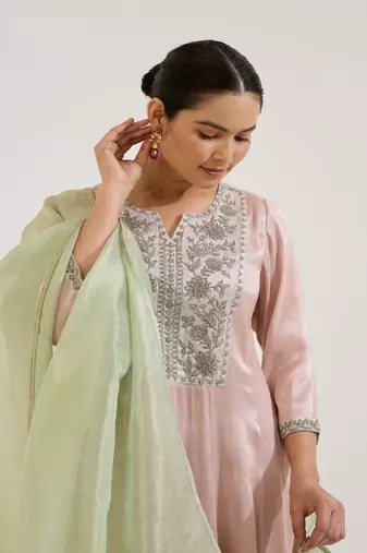 Pink embroidered tissue kurta set with dupatta
