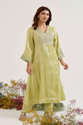 Lime embroidered tissue kurta set with dupatta