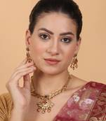 Captivating gold plated rajwadi pendant necklace set