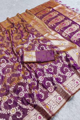 Lavender soft Art silk saree with zari weaving meenakari design