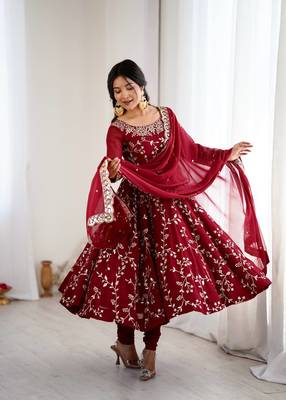 Women's Ethnic Anarkali Gown Set 3
