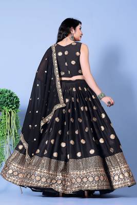 Elegant Black Lehenga Choli for a Timeless Look 4