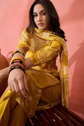 Women's mustard & beige floral printed kurta with trousers & dupatta