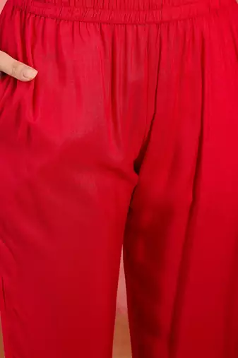 Women's red & white bandhani printed kurta with trousers & dupatta