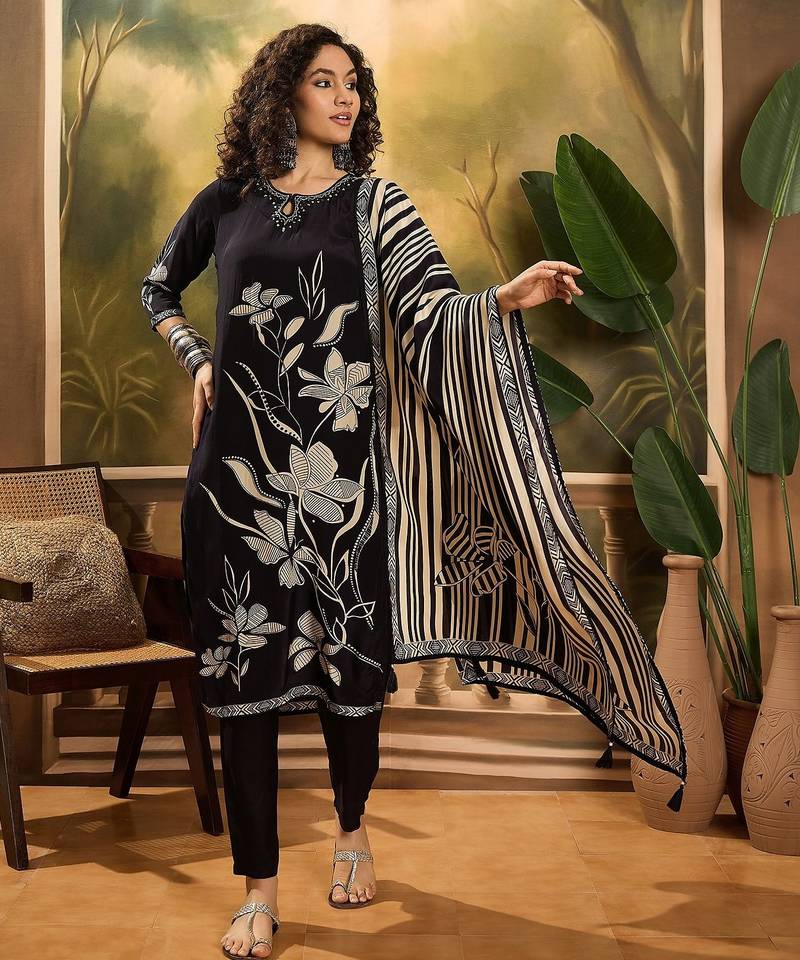 Women's black & beige floral printed kurta with trousers & dupatta