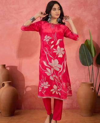 Women's dark peach & white floral printed kurta with trousers & dupatta 1