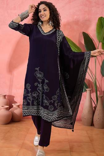 Women's navy blue & white floral printed kurta with trousers & dupatta