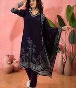 Women's navy blue & white floral printed kurta with trousers & dupatta