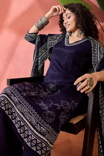 Women's navy blue & white floral printed kurta with trousers & dupatta