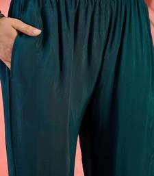 Women's bottle green floral printed kurta with trousers & dupatta