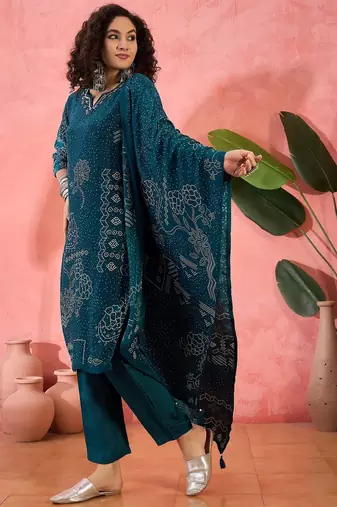Women's bottle green floral printed kurta with trousers & dupatta