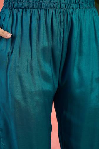 Women's teal blue & cream floral printed kurta with trousers & dupatta