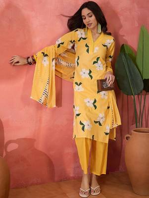Women's yellow & white floral printed kurta with trousers & dupatta 5