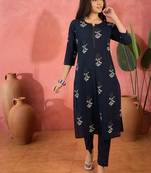 Women's navy blue & white floral printed kurta with trousers & dupatta