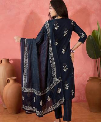 Women's navy blue & white floral printed kurta with trousers & dupatta 3
