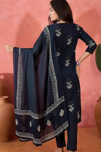 Women's navy blue & white floral printed kurta with trousers & dupatta