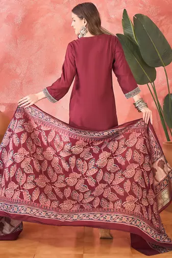 Women's maroon v-neck embroidered kurta with trousers & dupatta