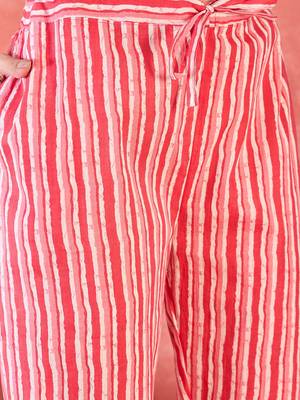 Women's peach & white v-neck embroidered printed kurta with trousers & dupatta 2