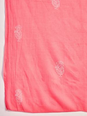 Women's peach & white v-neck embroidered printed kurta with trousers & dupatta 3