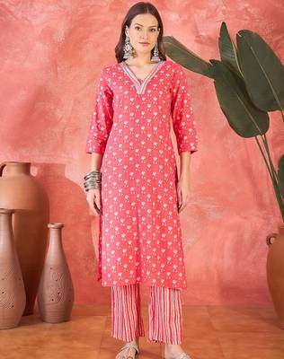 Women's peach & white v-neck embroidered printed kurta with trousers & dupatta 1