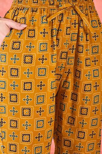 Women's mustard & brown ethnic motifs printed kurta with trousers & dupatta