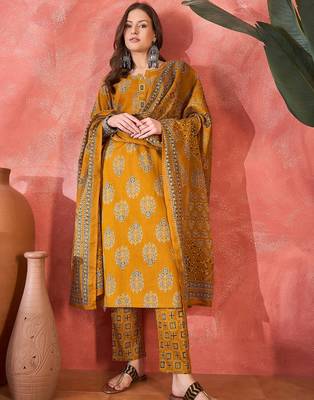 Women's mustard & brown ethnic motifs printed kurta with trousers & dupatta 5