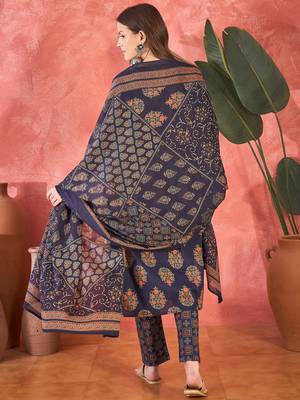 Women's navy blue & orange ethnic motifs printed kurta with trousers & dupatta 4