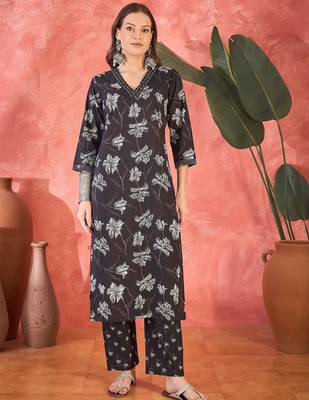 Women's black & white floral printed kurta with trousers & dupatta 1