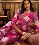 Women's pink & white floral printed a-line kurta with trousers
