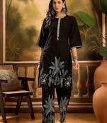 Women's black & cream floral printed kurta with palazzo