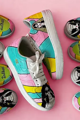 Multi solid synthetic sneakers