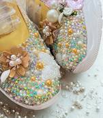 Golden solid synthetic sneakers